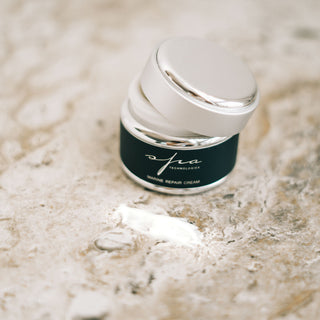 Marine Repair Cream Photo - Swatch 2