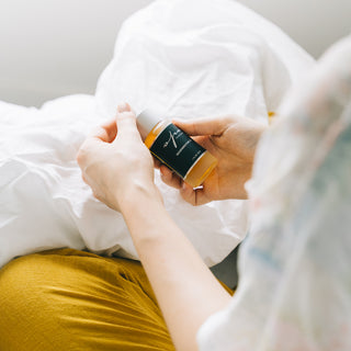 Regenerative Oil Photo - Woman 2