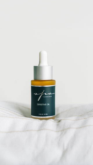 Sensitive Oil Photo - Solo